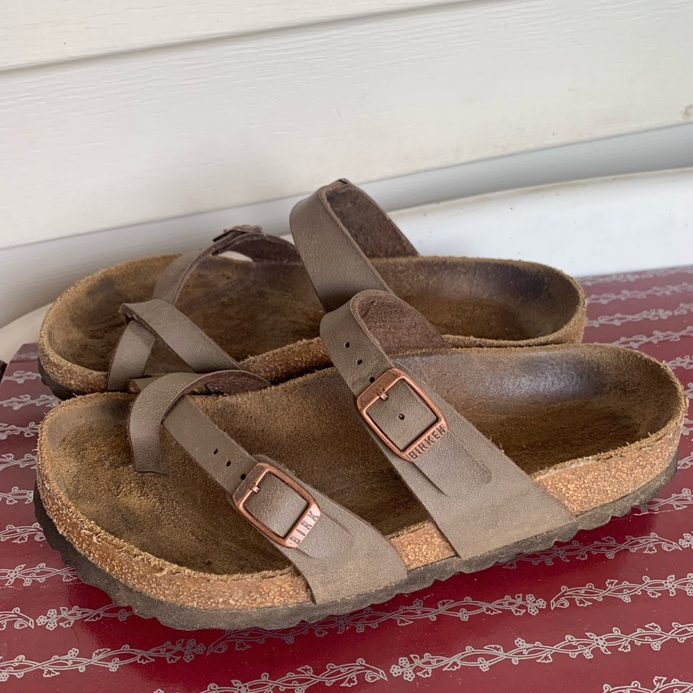 Birkenstock Women’s Tan Sandals